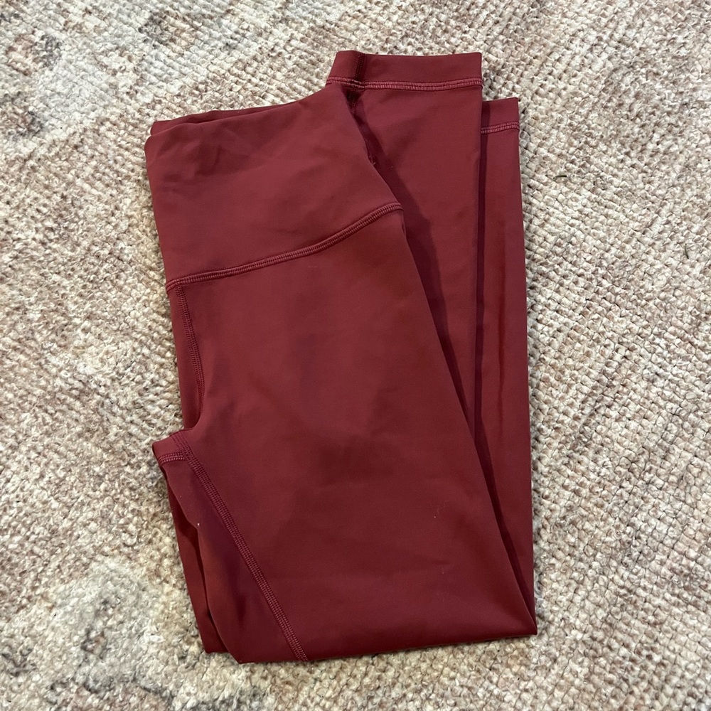 Lululemon Wunder train crop